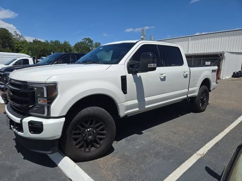 Used 2022 Ford F250 Lariat w/ Black Appearance Package AWD/4WD image 2