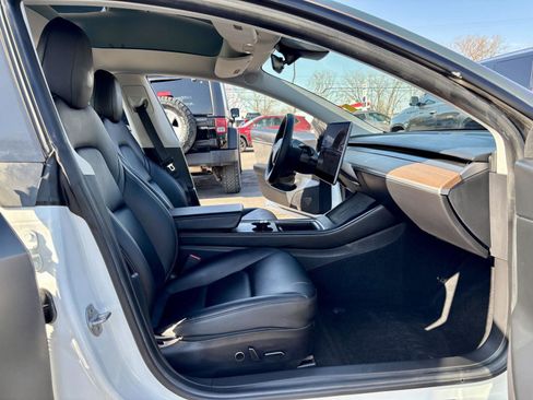 Used 2021 Tesla Model 3 Long Range AWD/4WD image 7