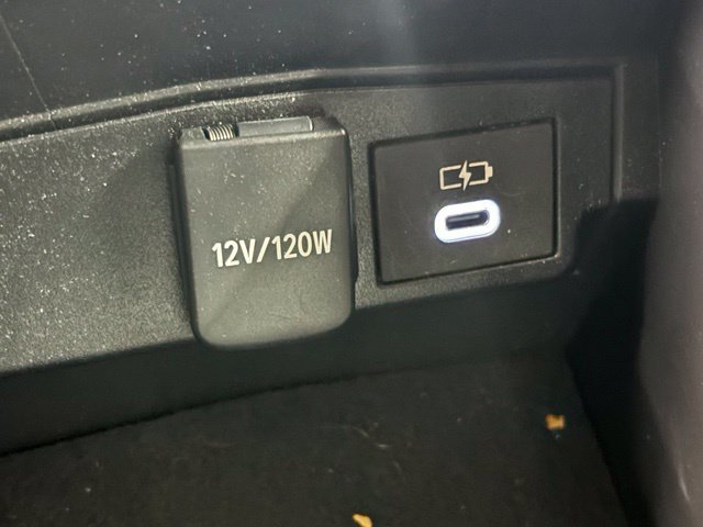 Used 2025 Toyota Corolla SE FWD image 29