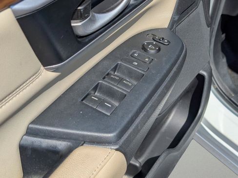 Used 2020 Honda CR-V EX-L image 16