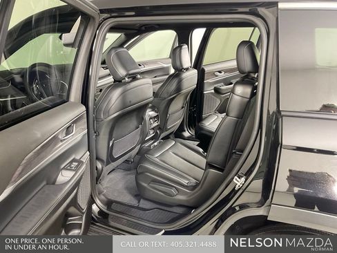 Used 2024 Jeep Grand Cherokee L Limited RWD image 13