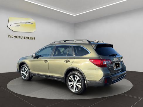 Used 2018 Subaru Outback 2.5i Limited image 5