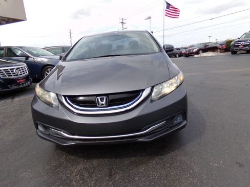 Used 2015 Honda Civic Hybrid Sedan image 2