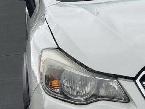 Used 2016 Subaru Crosstrek 2.0i Premium w/ Moonroof Package AWD/4WD image 16