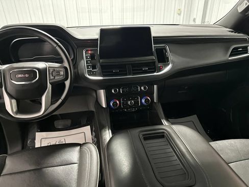 Used 2023 GMC Yukon SLT AWD/4WD image 13