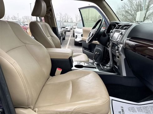 Used 2016 Toyota 4Runner Limited image 23