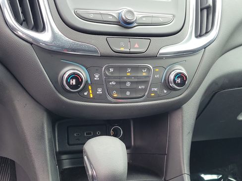 Used 2024 Chevrolet Equinox LT w/ LPO, Floor Liner Package image 27