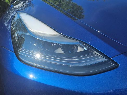Used 2023 Tesla Model Y Long Range AWD/4WD image 26
