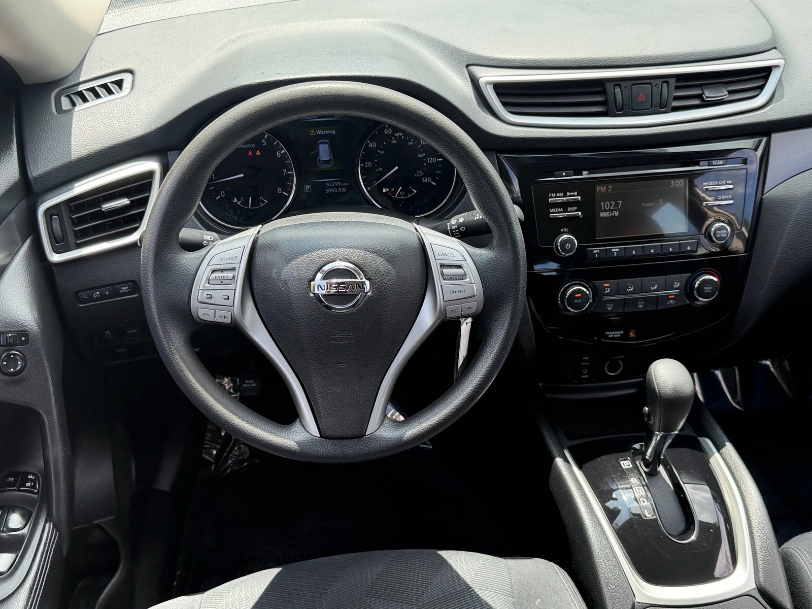 Used 2016 Nissan Rogue S FWD image 12