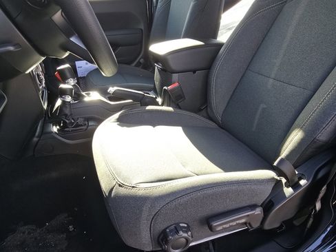 New 2026 Jeep Gladiator Sport image 12