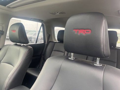 Used 2023 Toyota 4Runner TRD Off-Road Premium w/ Off Road Premium Plus Package AWD/4WD image 15
