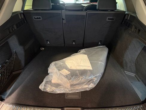 Used 2025 Audi Q5 Premium w/ Convenience Package image 26