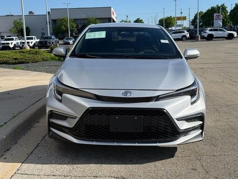 Used 2023 Toyota Corolla SE FWD image 8