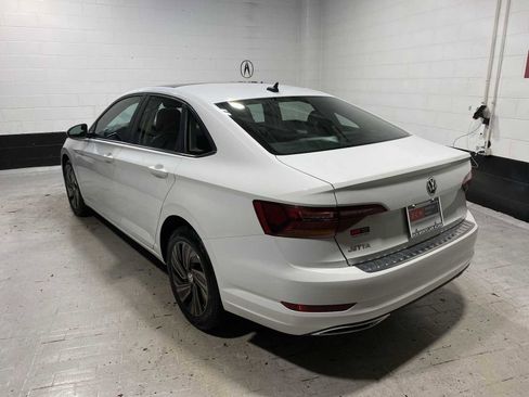 Used 2019 Volkswagen Jetta SEL Premium image 4