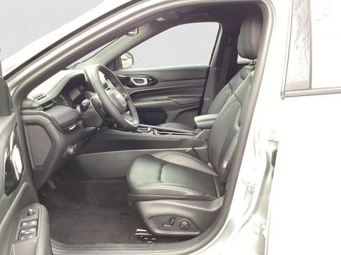 New 2026 Jeep Compass Limited image 10