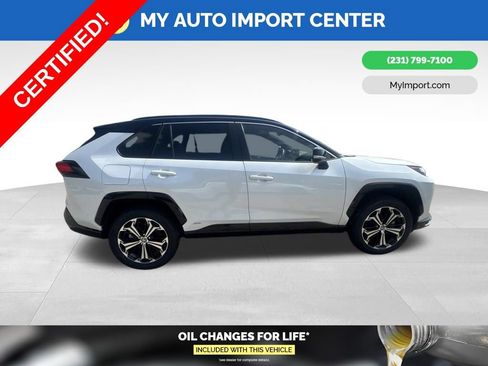 Certified 2025 Toyota RAV4 XSE AWD/4WD image 8
