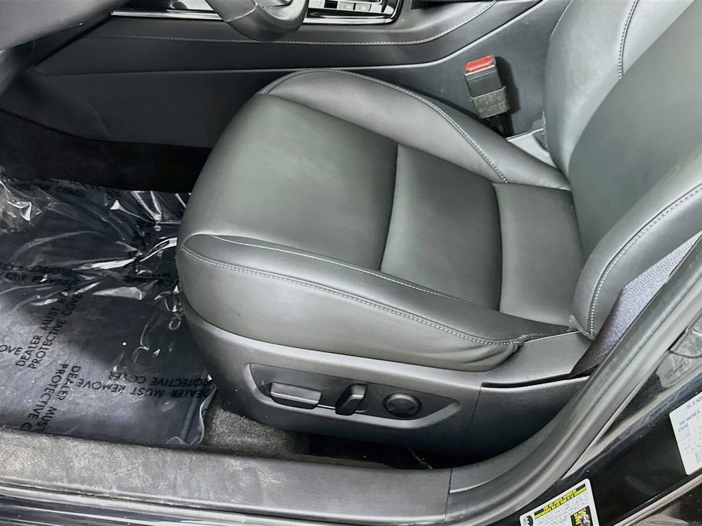 Certified 2024 MAZDA CX-30 AWD 2.5 S w/ Preferred Package image 27