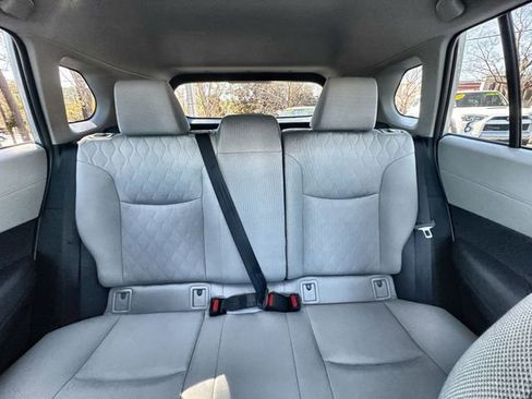 Used 2025 Toyota Corolla Cross L image 30