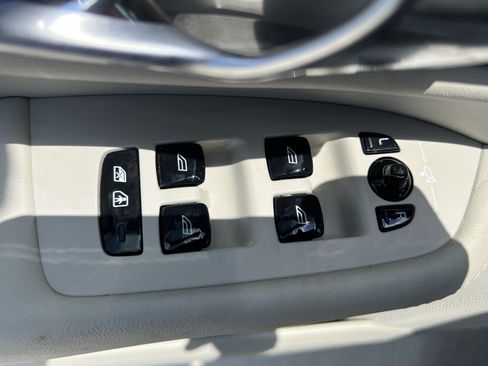 Used 2025 Volvo XC90 B6 Plus AWD/4WD image 14