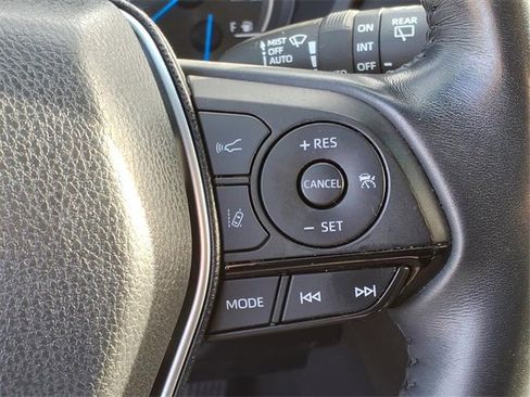 Used 2022 Toyota Venza Limited w/ Advanced Technology Package image 23