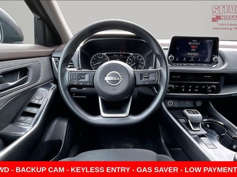 Used 2023 Nissan Rogue S image 8