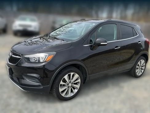 Used 2019 Buick Encore Preferred AWD/4WD image 2