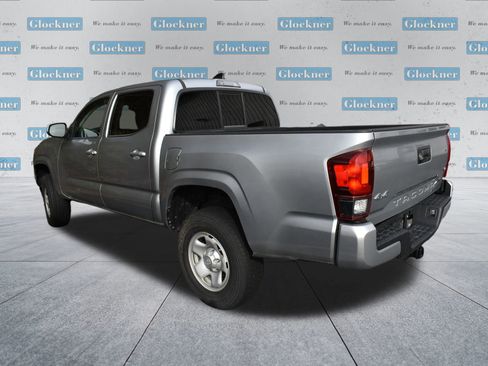 Used 2022 Toyota Tacoma SR image 18