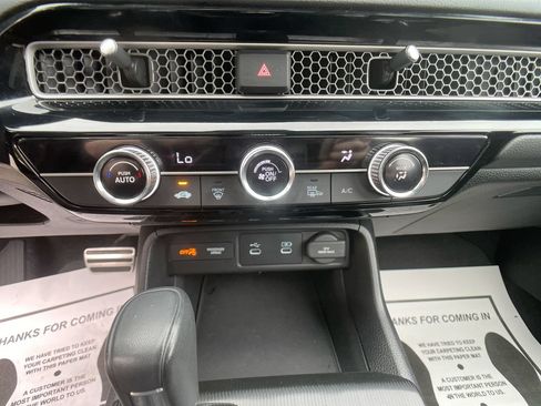 Used 2025 Honda Civic Sport image 18