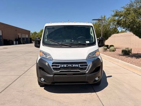 Used 2025 RAM ProMaster 2500 w/ U-Haul Equipment Group FWD image 3