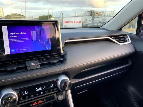 Used 2024 Toyota RAV4 XLE image 34