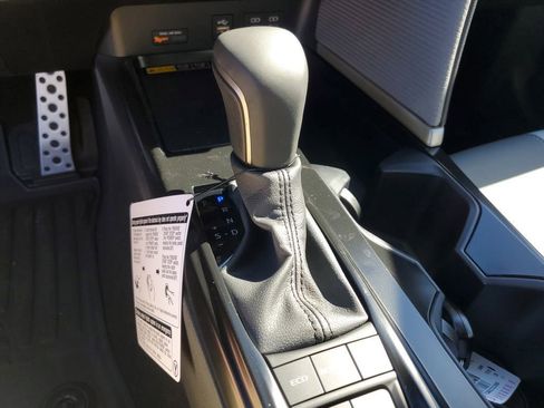 New 2026 Toyota Camry SE image 17