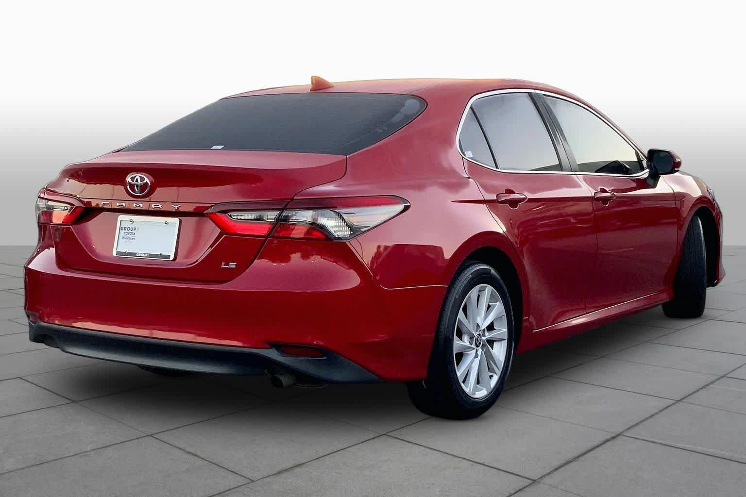 Used 2023 Toyota Camry LE FWD image 12