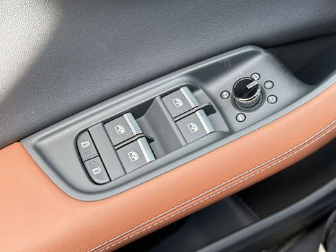 New 2026 Audi Q7 3.0T Premium Plus AWD/4WD image 21