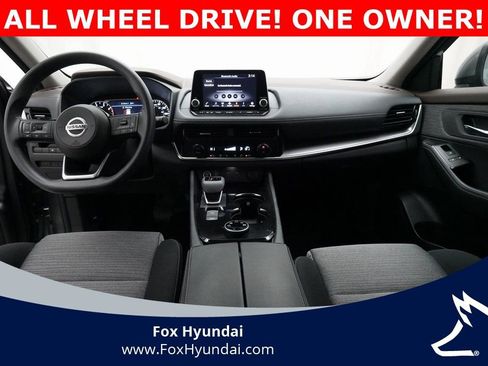 Used 2021 Nissan Rogue SV image 5