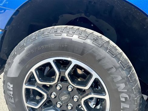 Used 2022 Ford F150 XLT w/ Equipment Group 302A High AWD/4WD image 34