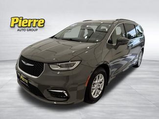 Used 2022 Chrysler Pacifica Touring-L FWD 360° Tour