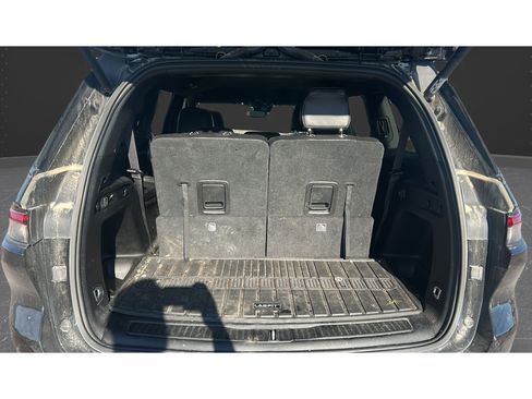 Used 2024 Jeep Grand Cherokee L Laredo AWD/4WD image 17
