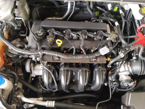 Used 2018 Ford Fusion S image 30