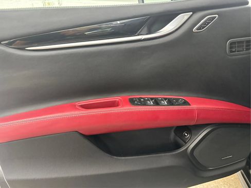 Used 2016 Maserati Ghibli S Q4 AWD/4WD image 25