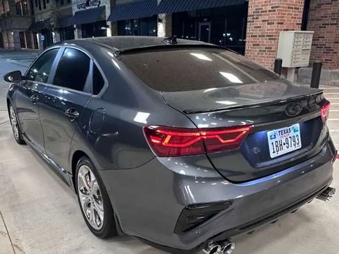 Used 2021 Kia Forte GT w/ GT2 Package FWD image 4