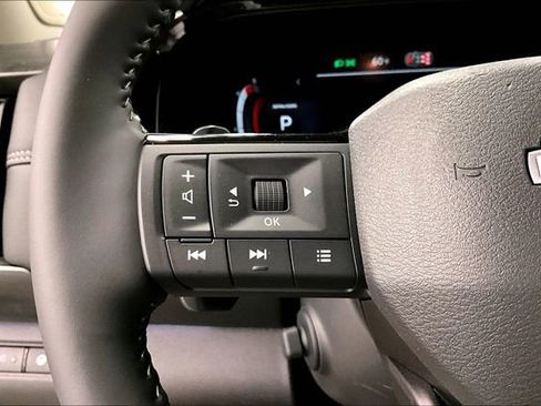 New 2026 Nissan Pathfinder Platinum AWD/4WD image 24