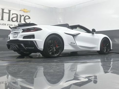 New 2026 Chevrolet Corvette Z06 w/ Stealth Interior Trim Package image 14