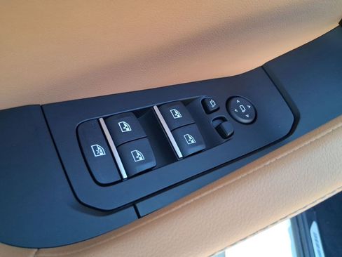 New 2026 BMW X6 M60i image 21