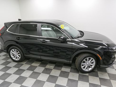 Used 2025 Honda CR-V EX-L image 5