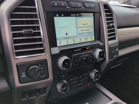 Used 2018 Ford F250 Platinum w/ Platinum Ultimate Package image 25