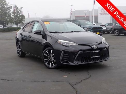 Certified 2017 Toyota Corolla XSE image 2