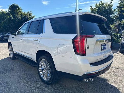 Used 2023 GMC Yukon Denali AWD/4WD image 4