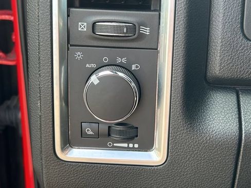 Used 2024 RAM 1500 Warlock w/ Electronics Group AWD/4WD image 5