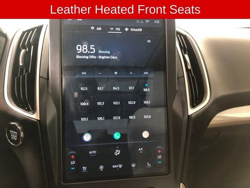 Used 2023 Ford Edge SEL w/ Convenience Package AWD/4WD image 4