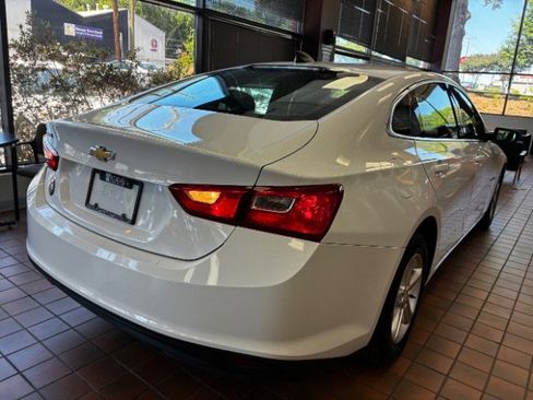 Used 2023 Chevrolet Malibu LS FWD image 10
